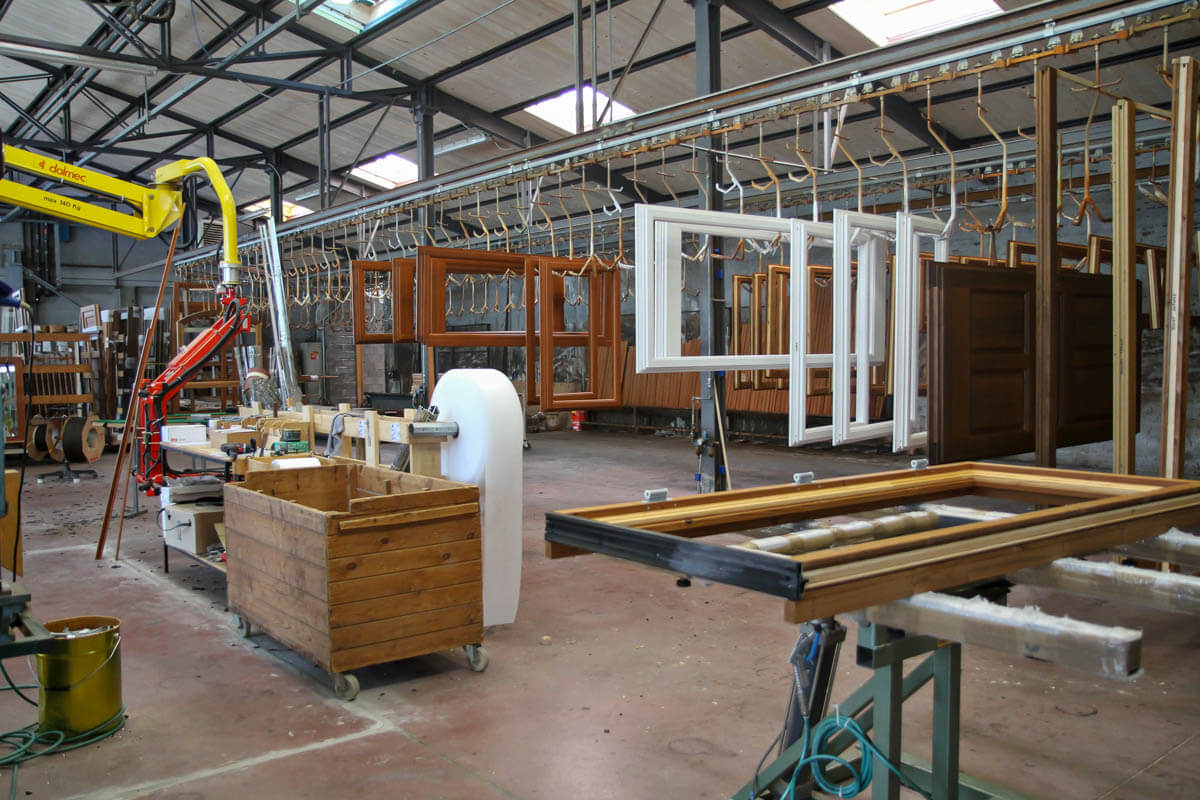 Azienda – Engaz – Arte del legno