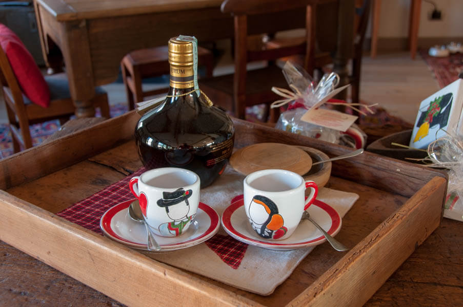 Ceramiche – Engaz – Arte del legno Ceramiche - Engaz - Arte del legno