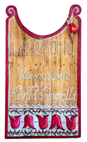 Decoratrice Sonia Biagiotti – Engaz – Arte del legno Decoratrice Sonia Biagiotti - Engaz - Arte del legno